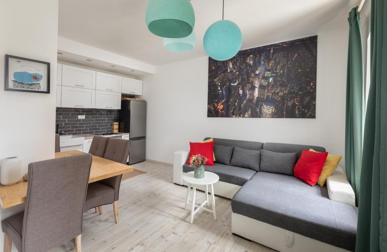 Apartment Coastal Villa Makarska Kültér fotó