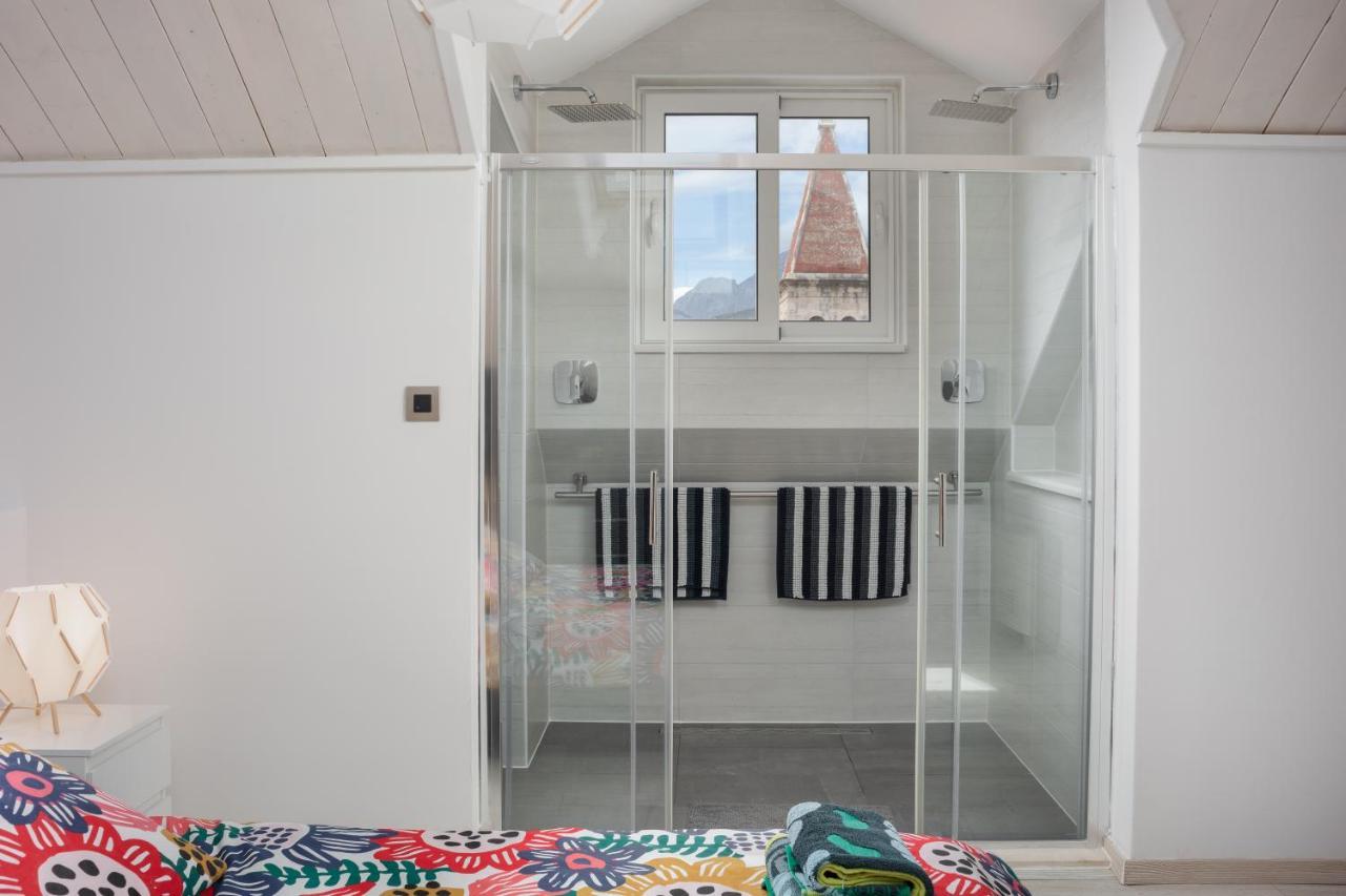 Apartment Coastal Villa Makarska Kültér fotó