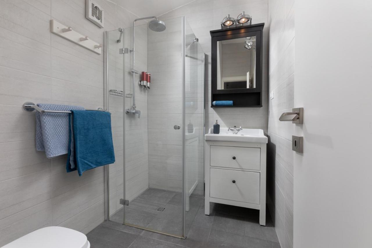 Apartment Coastal Villa Makarska Kültér fotó