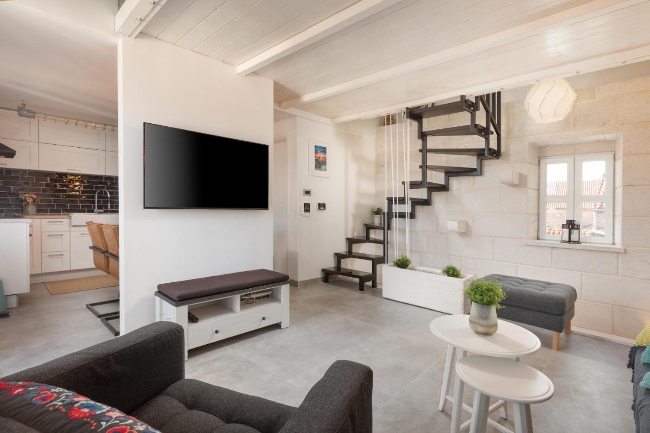 Apartment Coastal Villa Makarska Kültér fotó