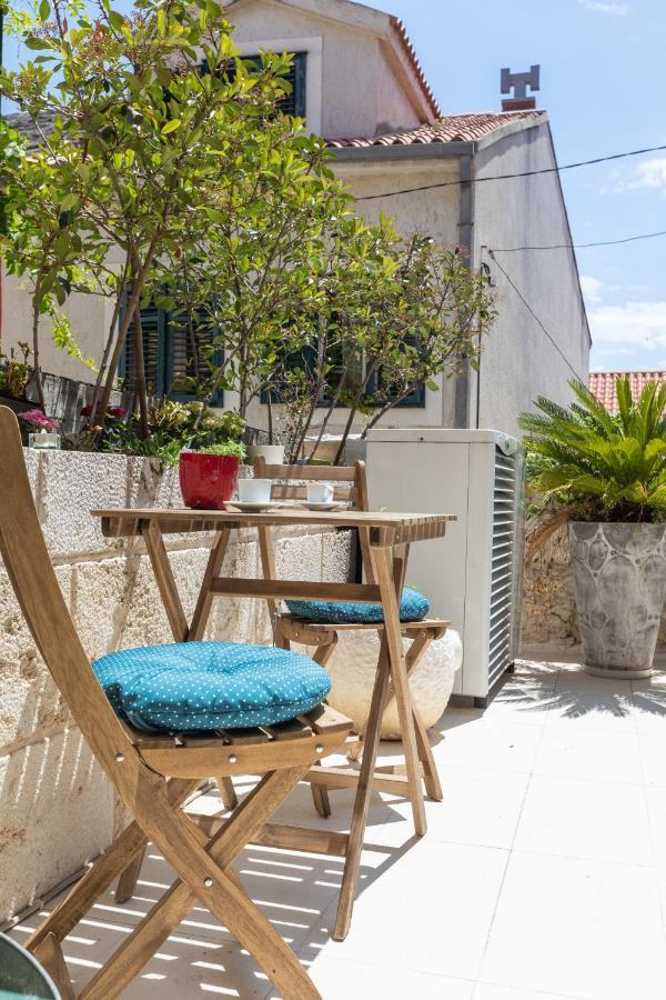 Apartment Coastal Villa Makarska Kültér fotó