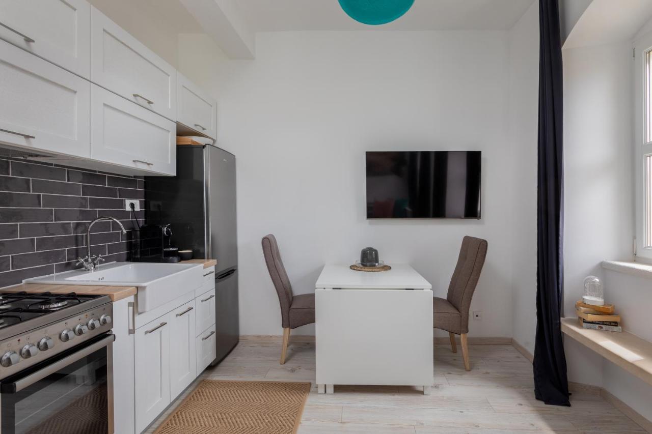 Apartment Coastal Villa Makarska Kültér fotó